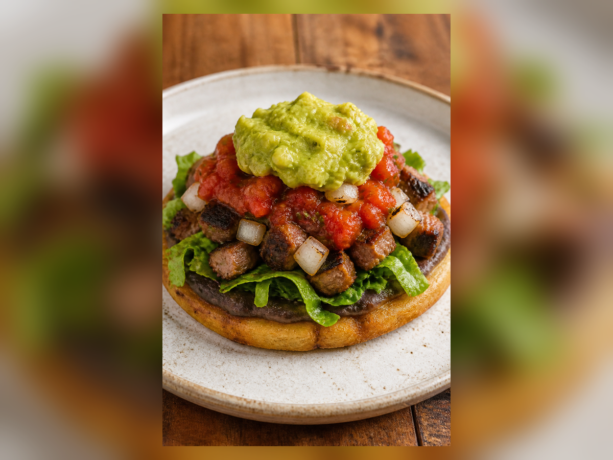Panucho de carne asada de Lonchería Los Primos